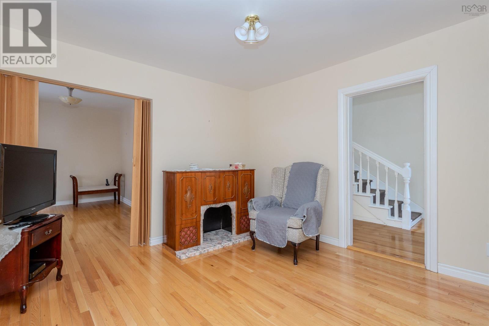 258 Terrace Street, Sydney, Nova Scotia  B1P 2M2 - Photo 11 - 202604025