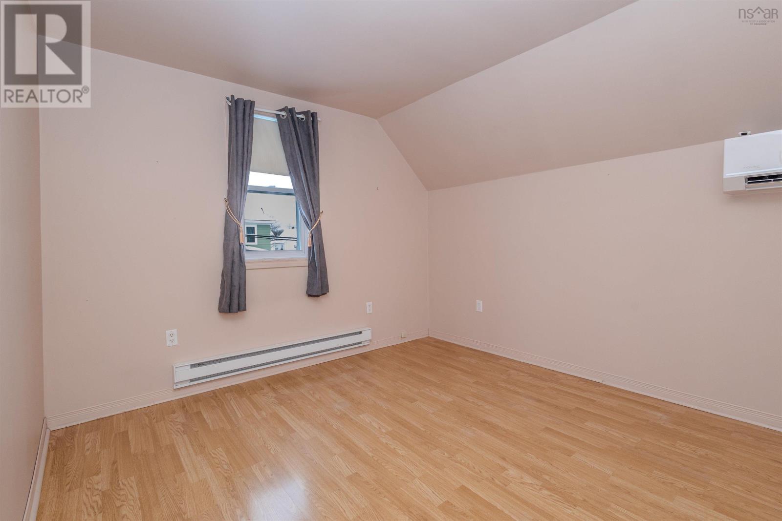 258 Terrace Street, Sydney, Nova Scotia  B1P 2M2 - Photo 17 - 202604025