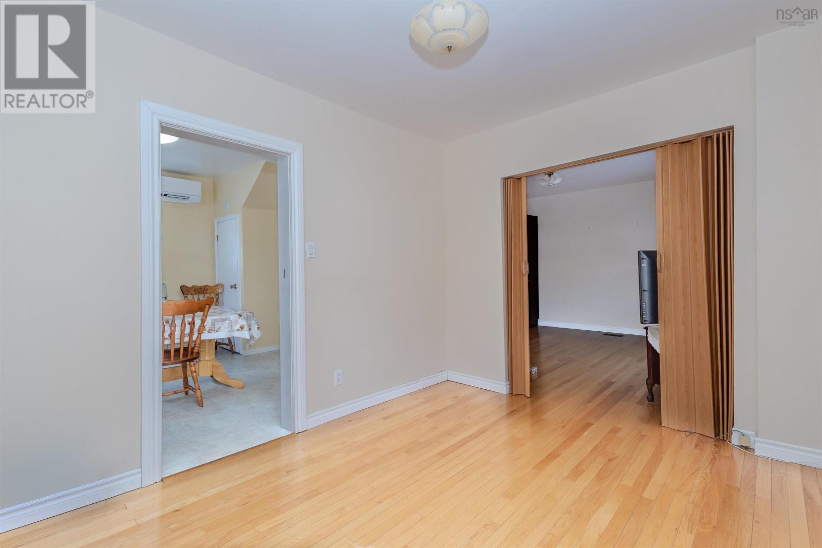 258 Terrace Street, Sydney, Nova Scotia  B1P 2M2 - Photo 9 - 202604025