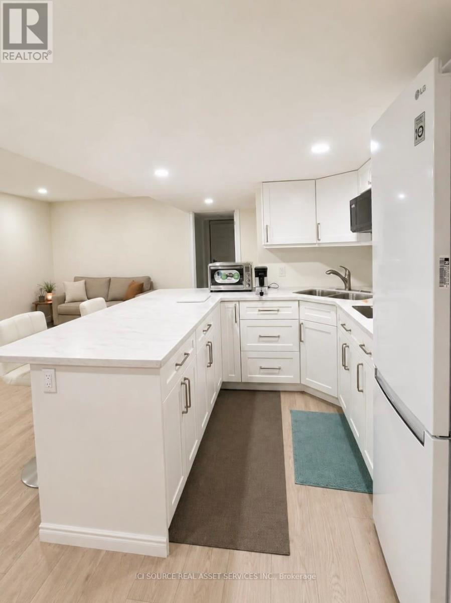 2120 Gough Avenue, London North, Ontario  N5X 0H3 - Photo 25 - X13056128