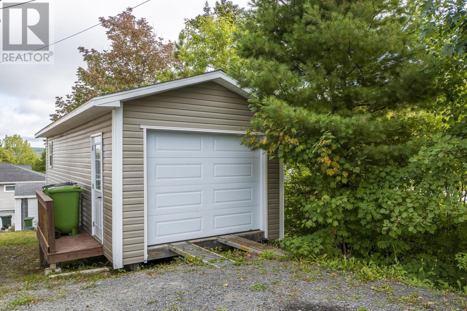 28 Forest Hill Road, Bridgewater, Nova Scotia  B4V 1T8 - Photo 43 - 202524313