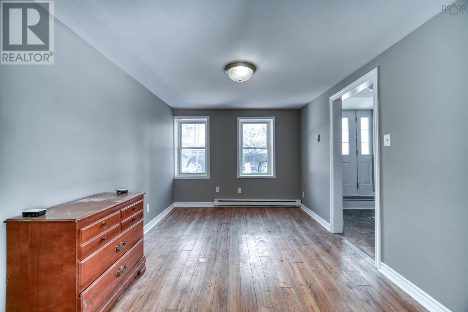 5674 Charles Street, Halifax, Nova Scotia  B3K 1K4 - Photo 5 - 202508019