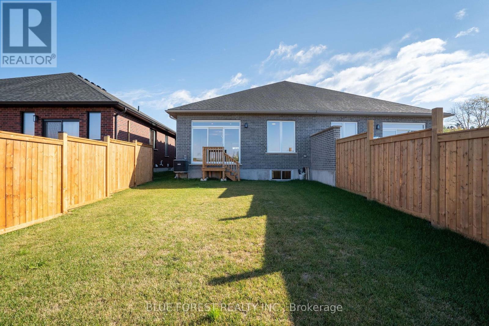 142 Shirley Street, Thames Centre, Ontario  N0M 2P0 - Photo 31 - X13056206