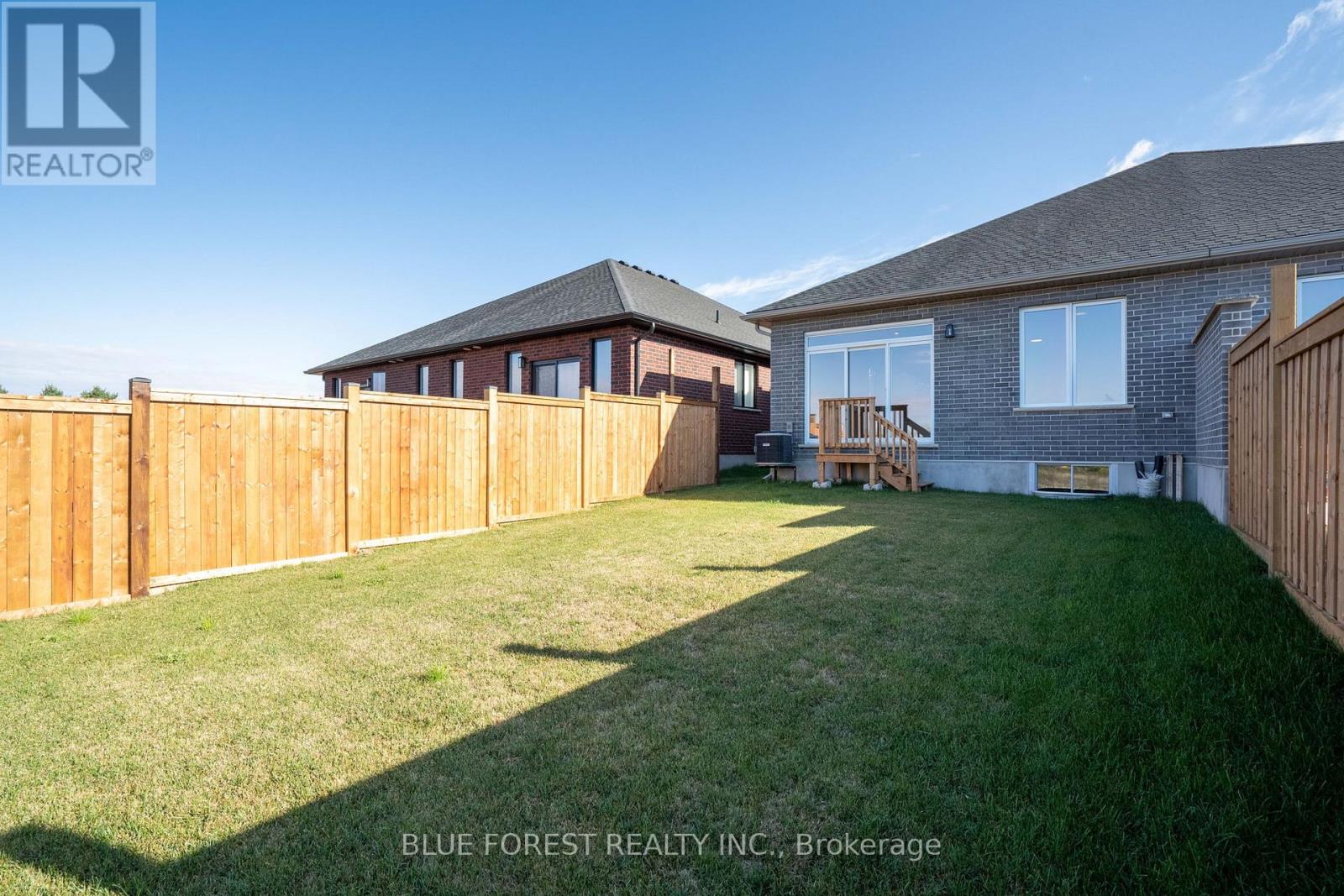 142 Shirley Street, Thames Centre, Ontario  N0M 2P0 - Photo 32 - X13056206