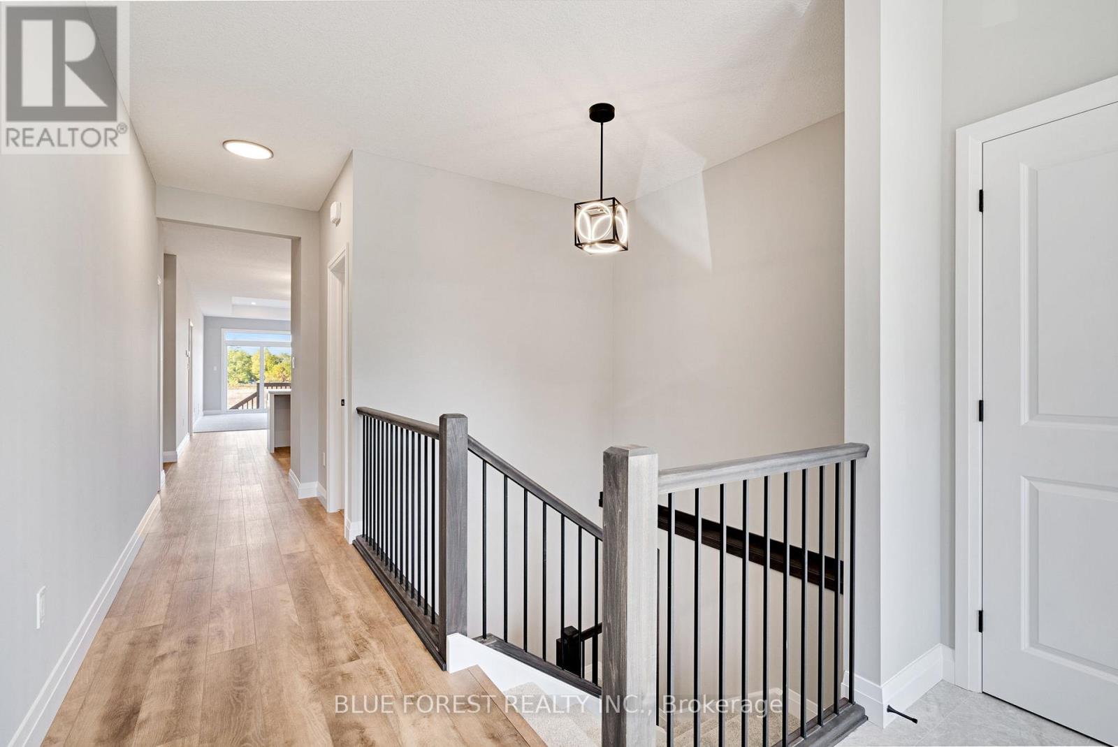 142 Shirley Street, Thames Centre, Ontario  N0M 2P0 - Photo 6 - X13056206