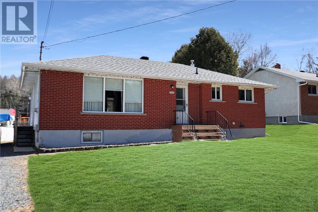 203 Fraser Avenue, Onaping, Ontario  P0M 2C0 - Photo 25 - 2127186