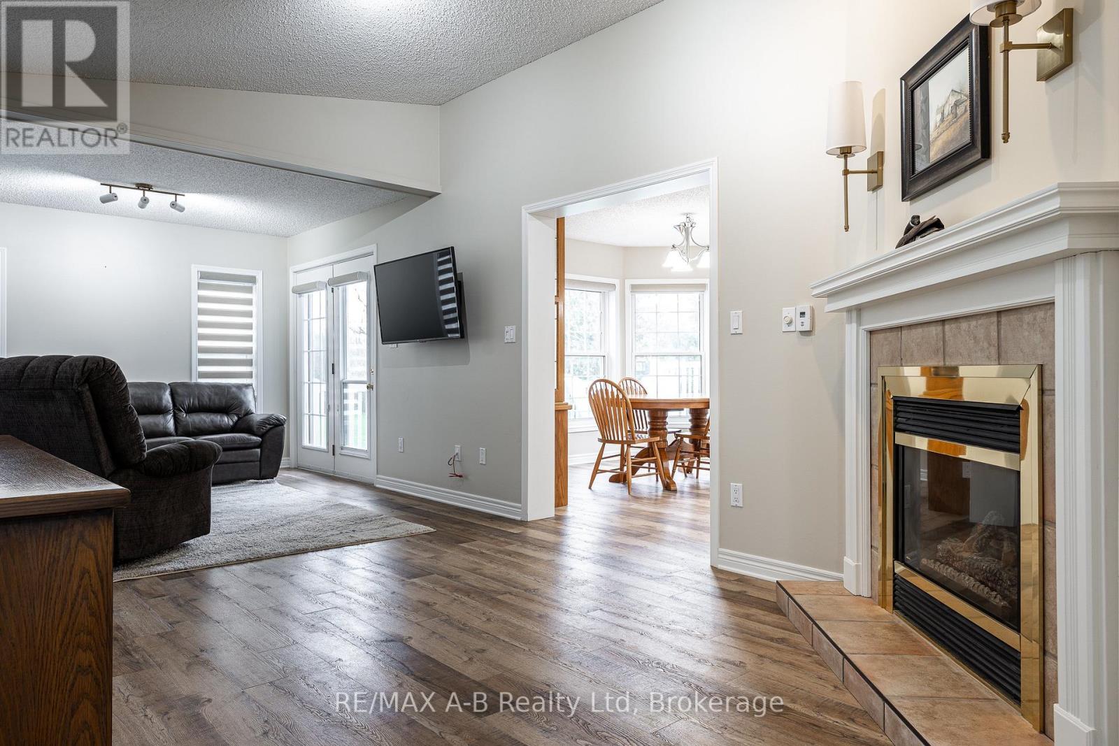 12 - 30 Ann Street, St. Marys, Ontario  N4X 1C8 - Photo 10 - X13056242