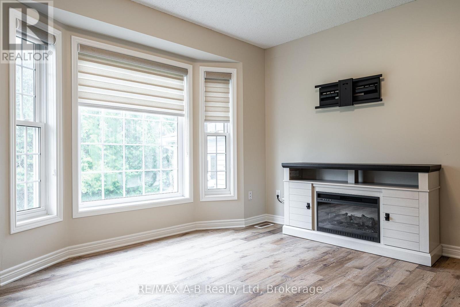 12 - 30 Ann Street, St. Marys, Ontario  N4X 1C8 - Photo 27 - X13056242