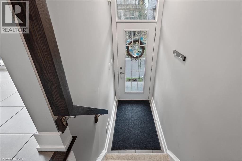 4165 Upper Middle Road Unit# 30, Burlington, Ontario  L7M 0V4 - Photo 3 - 40824289