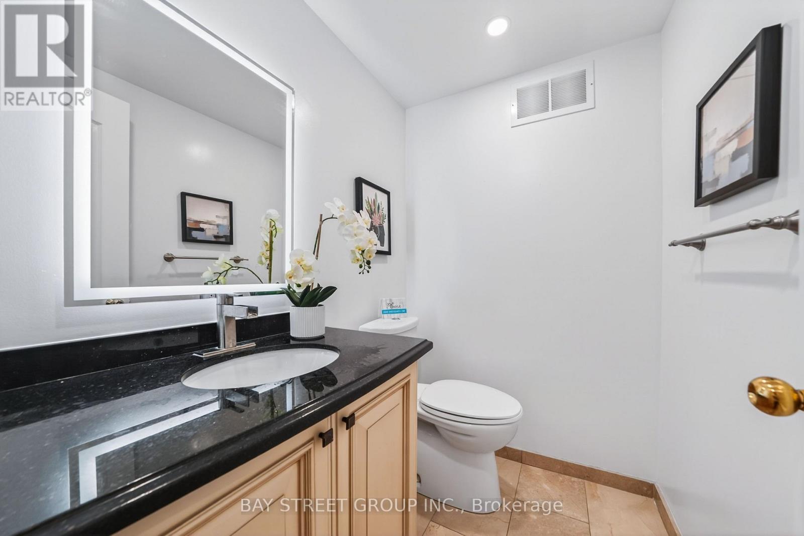 267 Wembley Road, Oakville, Ontario  L6H 6H3 - Photo 23 - W13056240