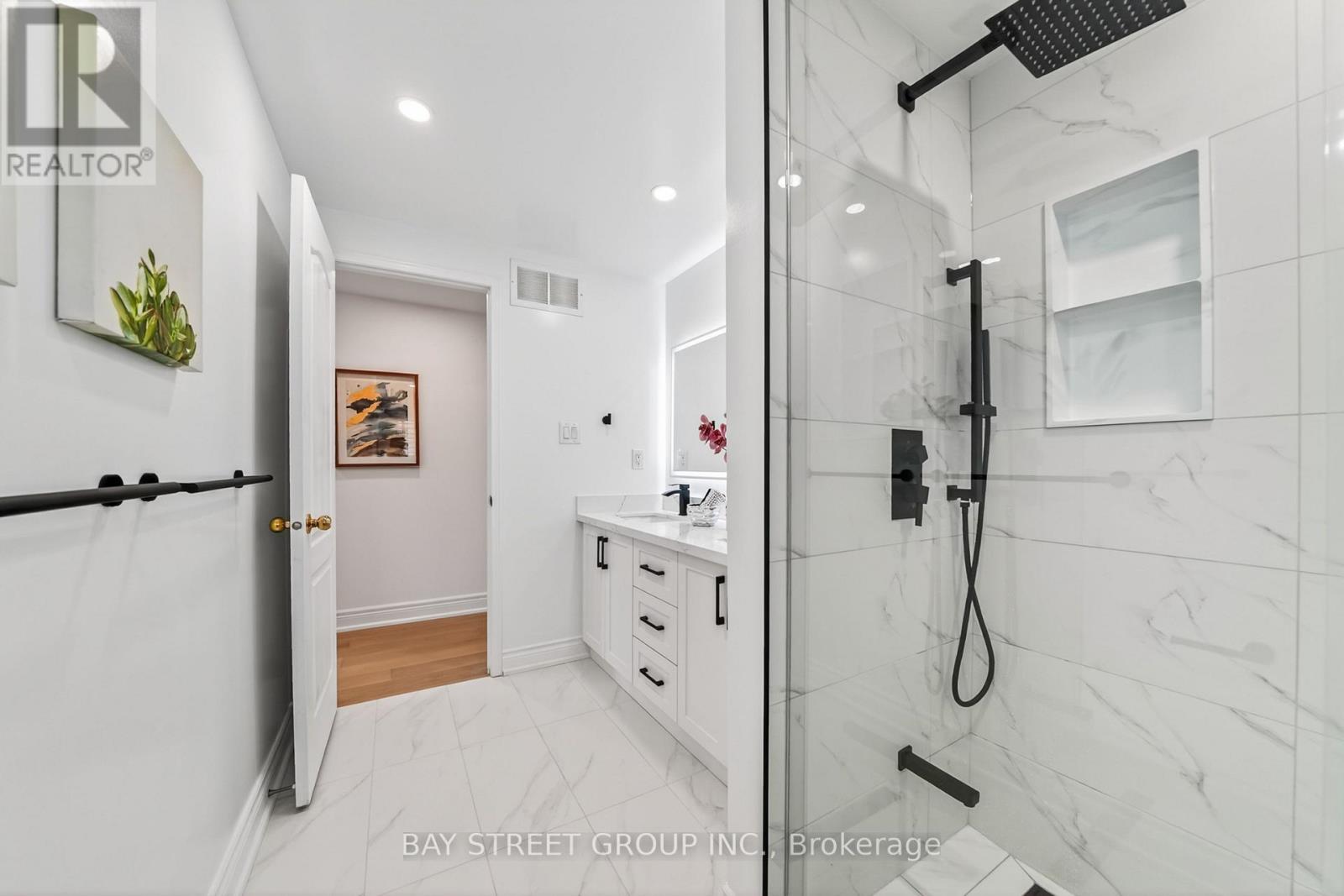 267 Wembley Road, Oakville, Ontario  L6H 6H3 - Photo 35 - W13056240