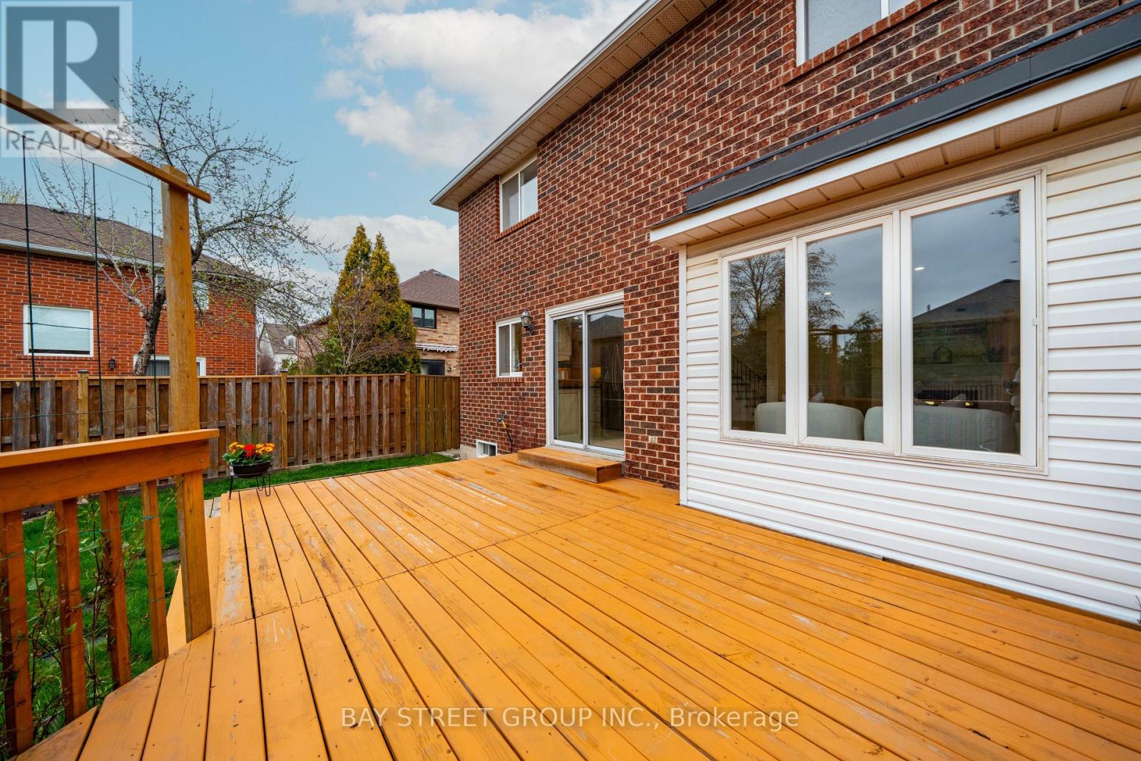 267 Wembley Road, Oakville, Ontario  L6H 6H3 - Photo 45 - W13056240