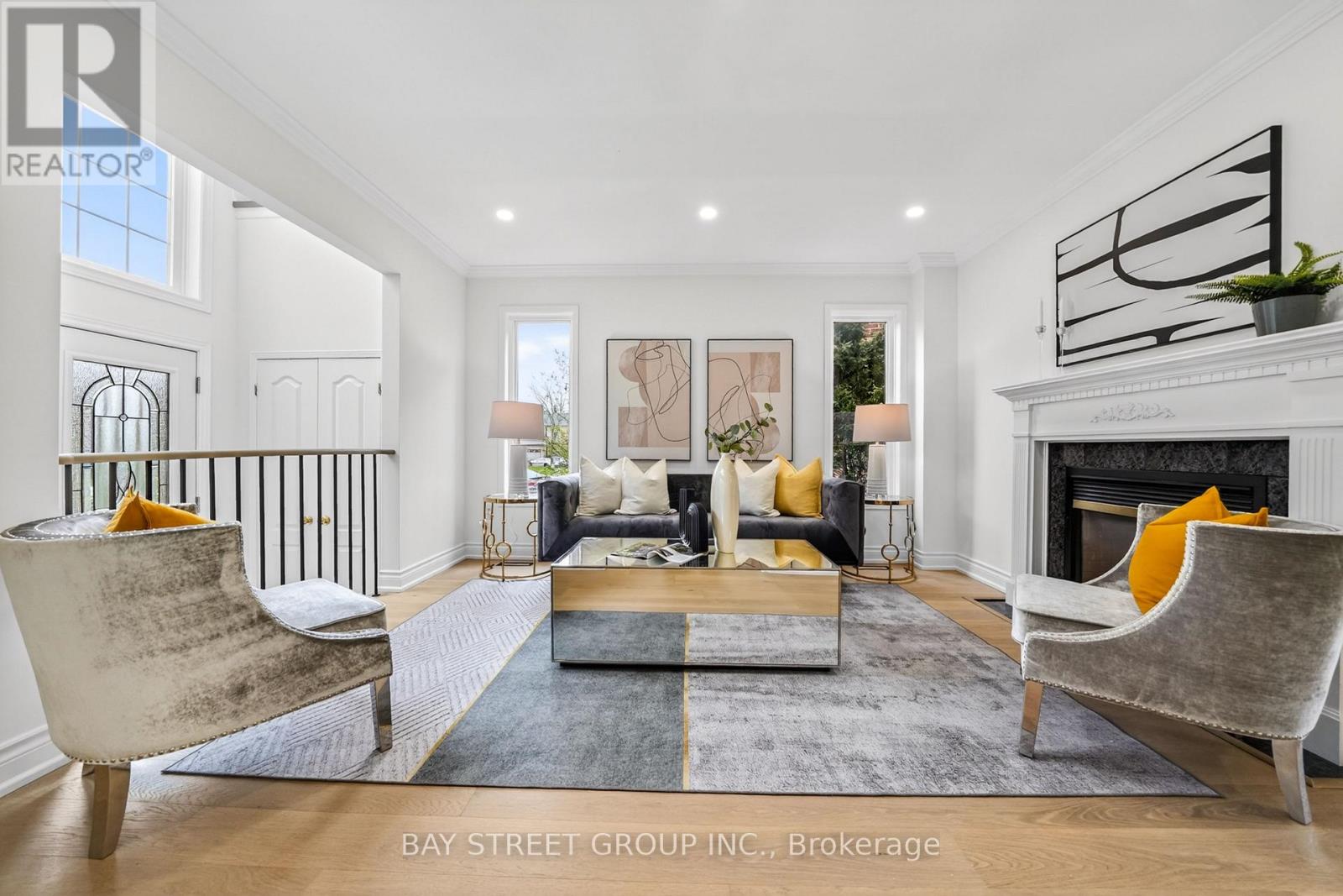 267 Wembley Road, Oakville, Ontario  L6H 6H3 - Photo 9 - W13056240