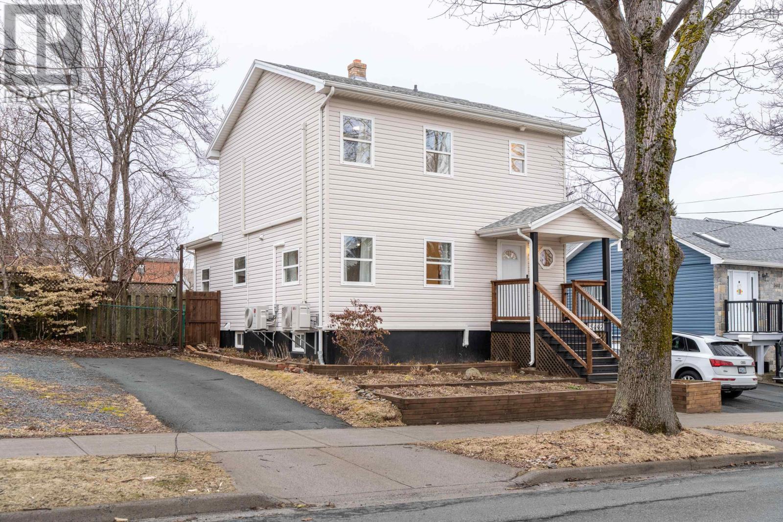 5447 Rector Street, Halifax, Nova Scotia  B3K 2N7 - Photo 3 - 202608909