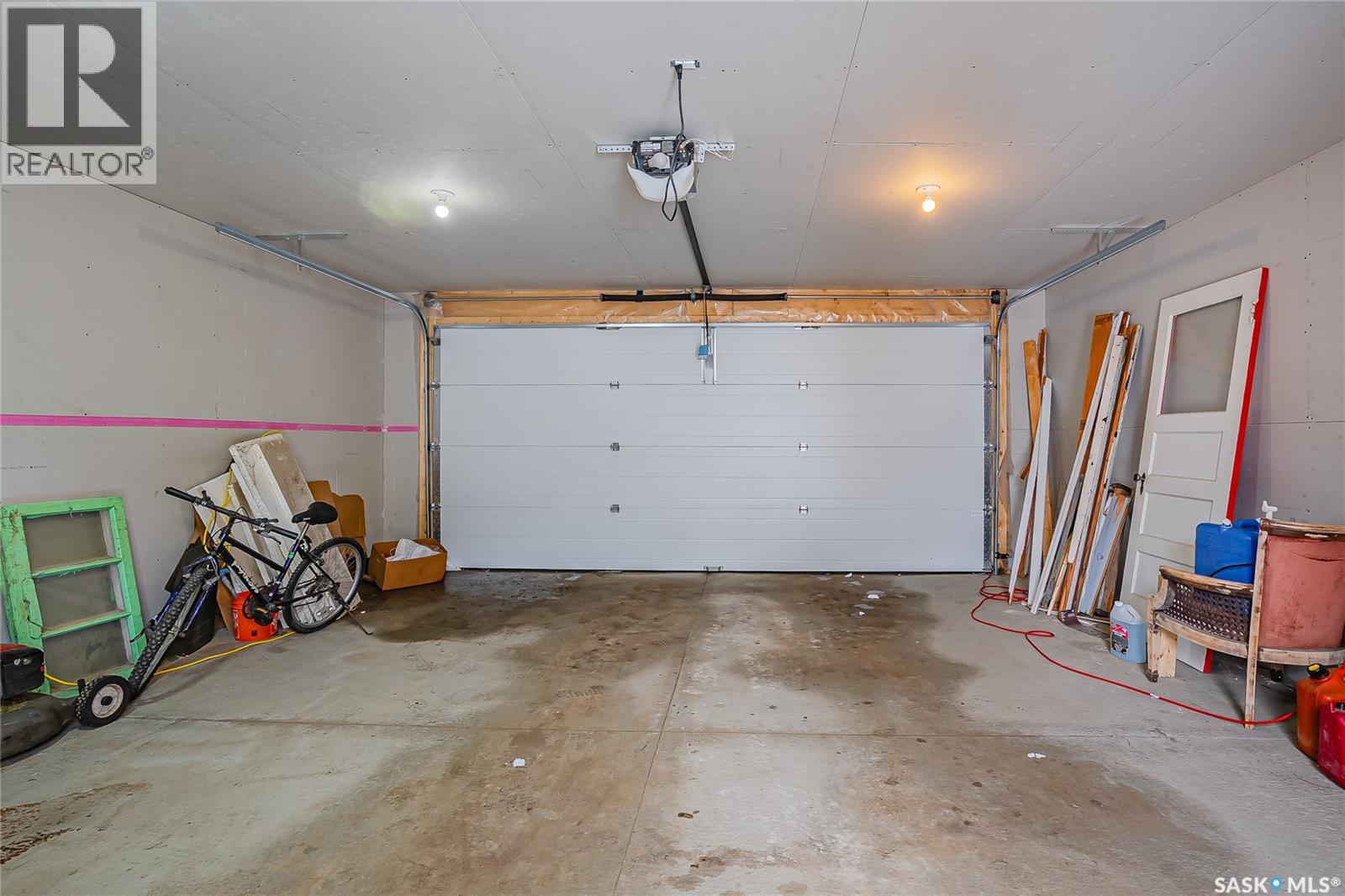 1231 Aird Street, Saskatoon, Saskatchewan  S7N 0T3 - Photo 35 - SK034201