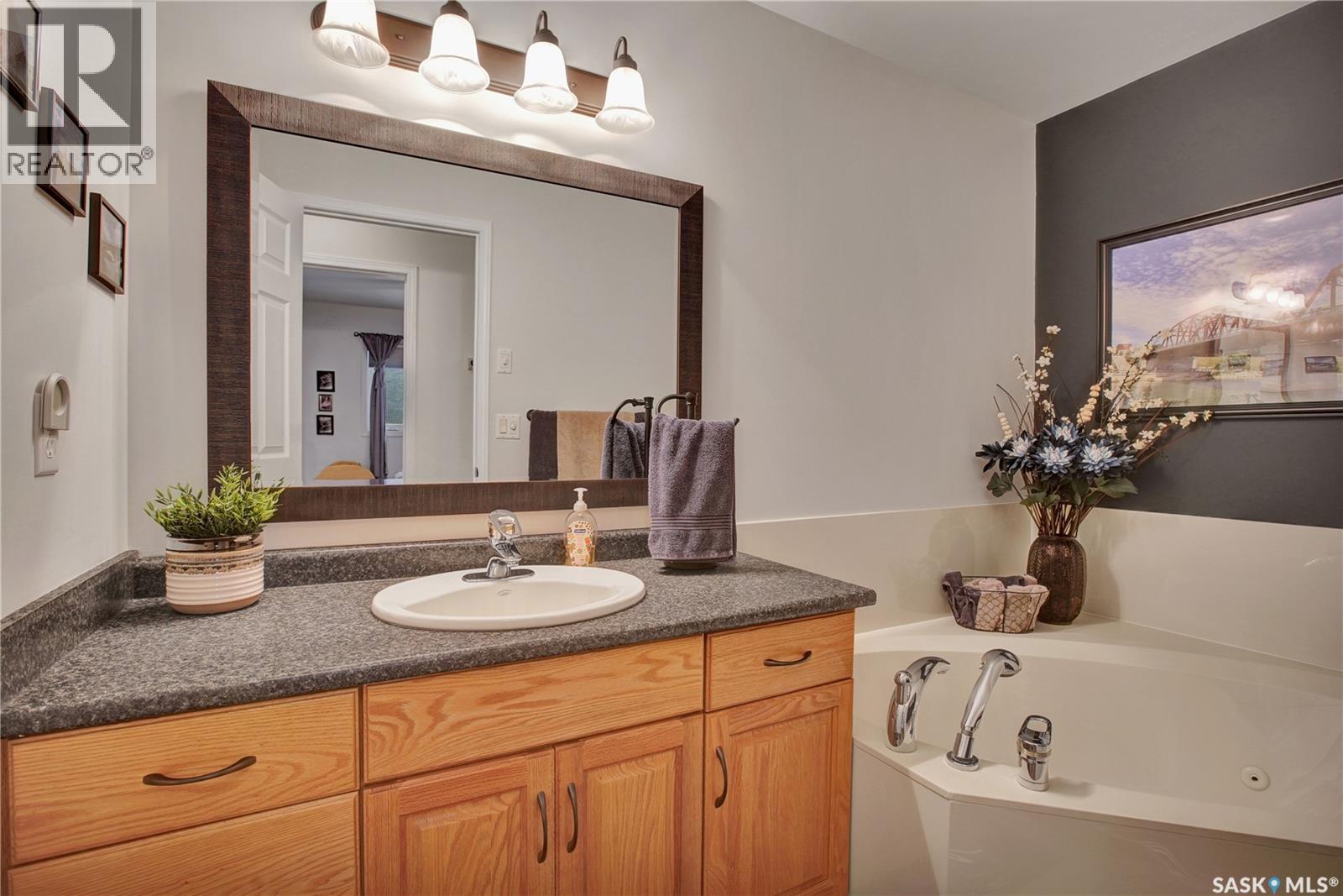 439 Braemar Court, Saskatoon, Saskatchewan  S7V 1A2 - Photo 17 - SK034149