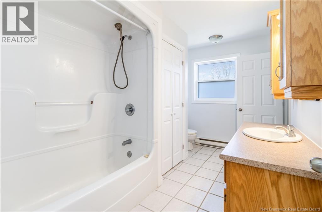 80 Duffie Drive, Oromocto, New Brunswick  E2V 4L3 - Photo 16 - NB138140