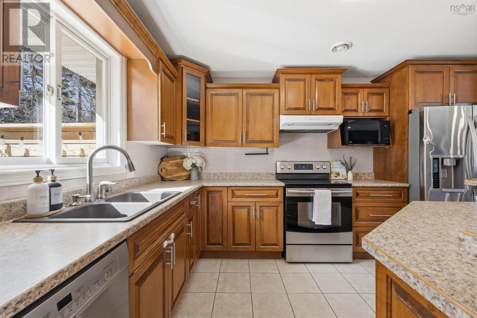 1410 Lucasville Road, Hammonds Plains, Nova Scotia  B4B 1P7 - Photo 8 - 202608911