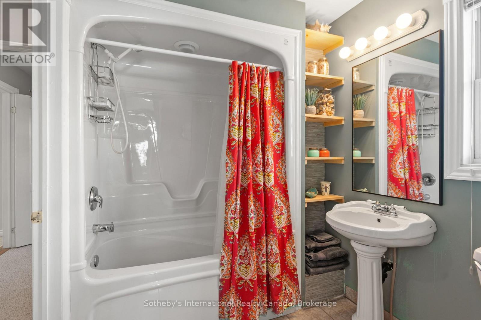 604 Champlain Road, Tiny, Ontario  L9M 0C2 - Photo 33 - S12765292