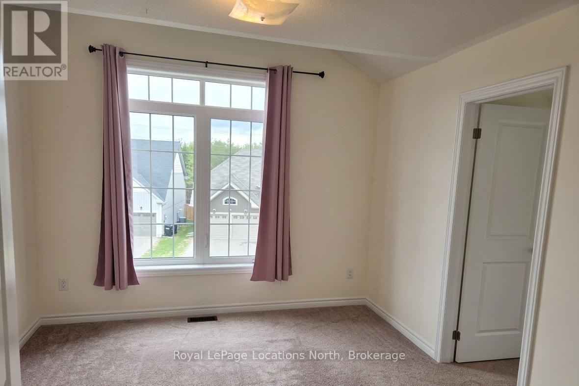 218 Roy Drive, Clearview, Ontario  L0M 1S0 - Photo 14 - S13056200