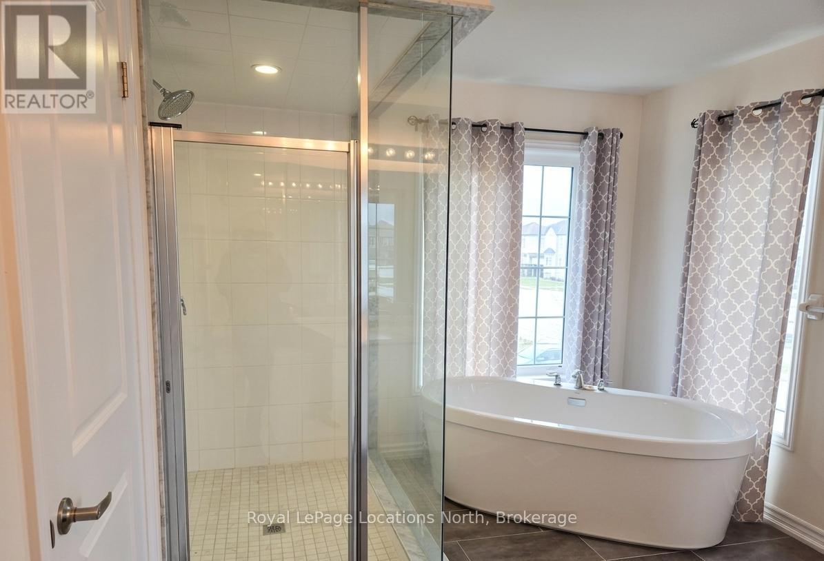 218 Roy Drive, Clearview, Ontario  L0M 1S0 - Photo 16 - S13056200