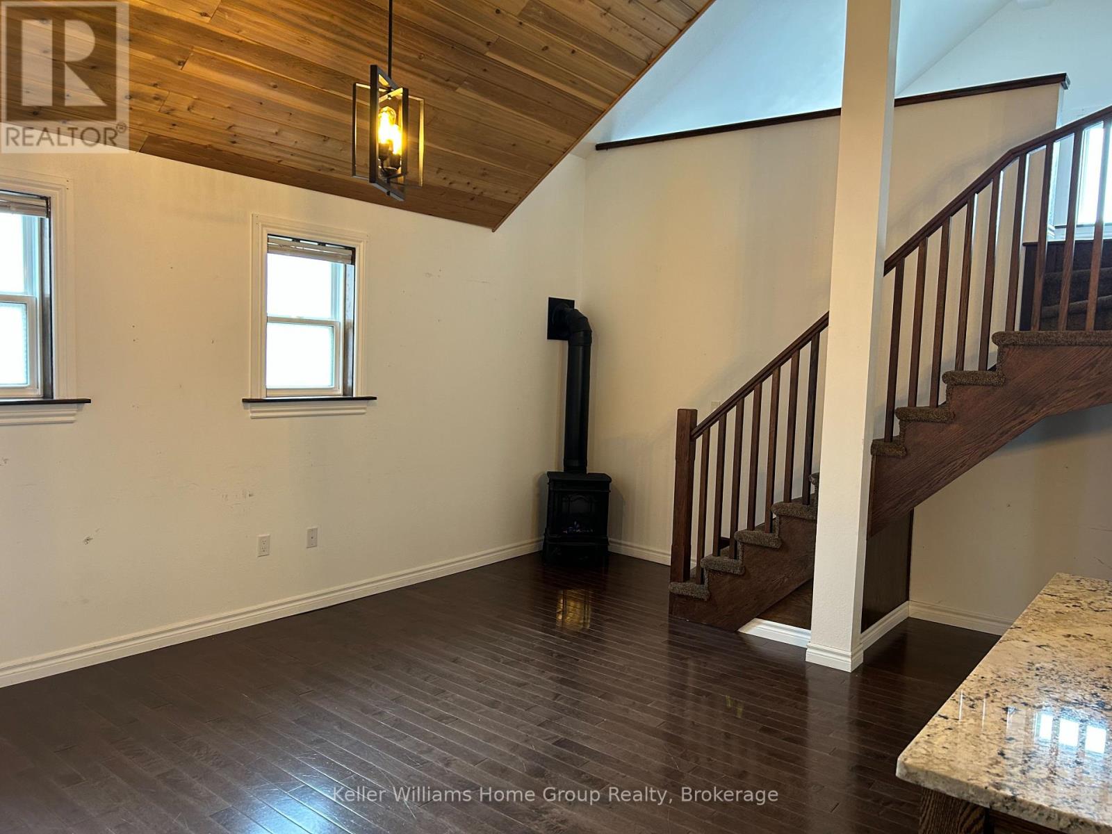 157 Main Street N, Wellington North, Ontario  N0G 2L2 - Photo 10 - X12766598