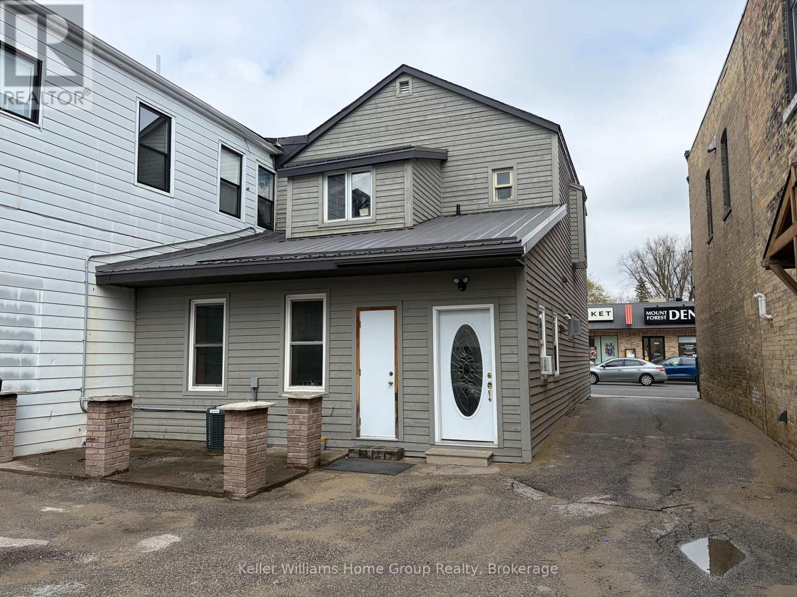 157 Main Street N, Wellington North, Ontario  N0G 2L2 - Photo 2 - X12766598