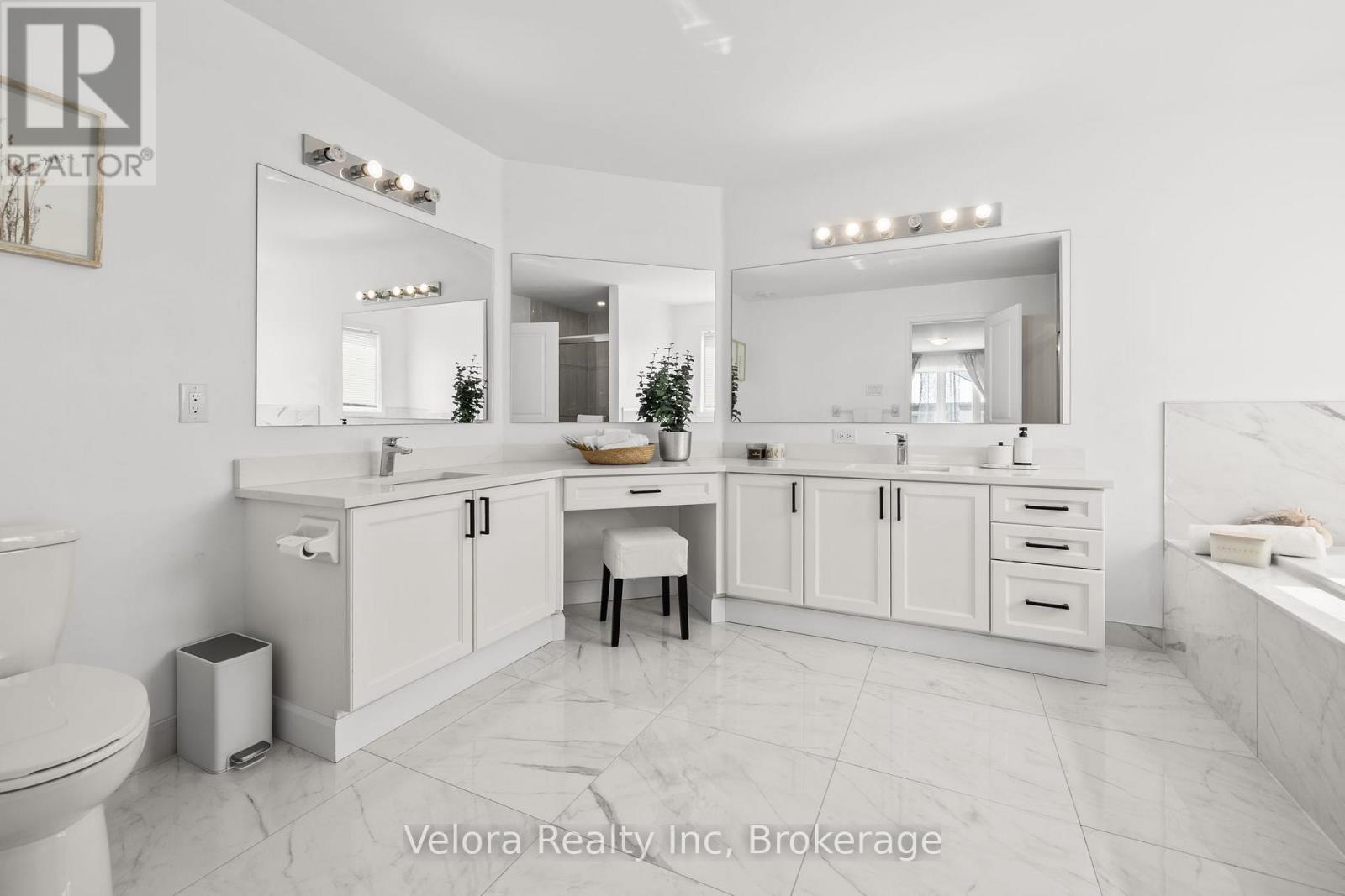 208 Rover Street, Ottawa, Ontario  K2V 0G2 - Photo 23 - X12975754