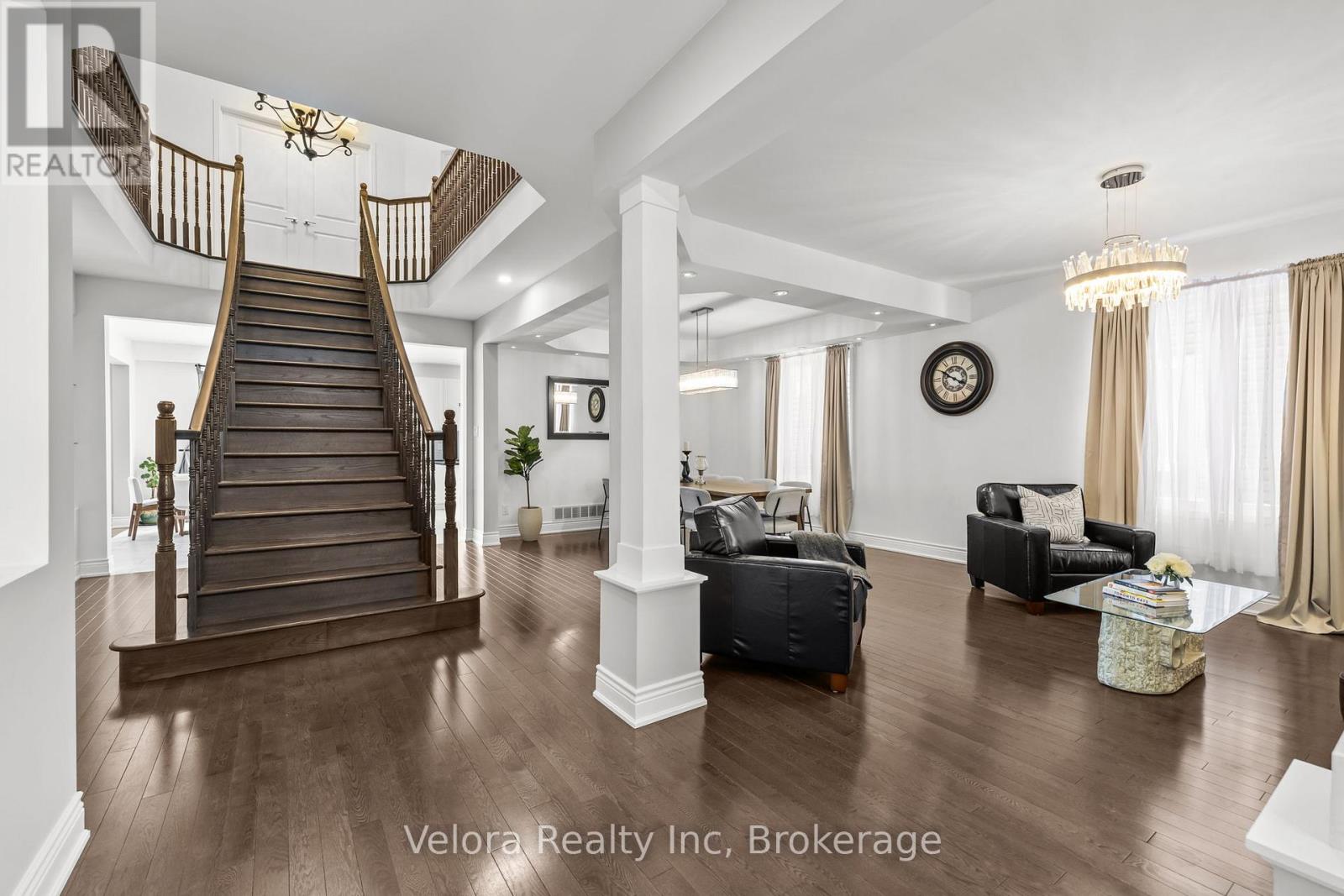 208 Rover Street, Ottawa, Ontario  K2V 0G2 - Photo 4 - X12975754