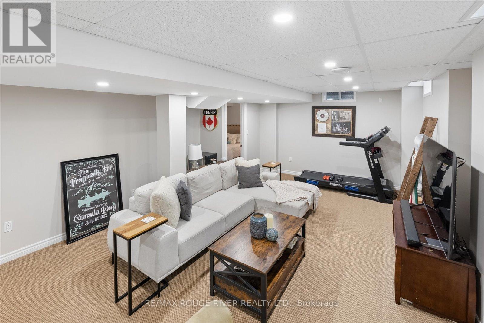 9 Dunstable Drive, Whitby, Ontario  L1M 2L8 - Photo 32 - E13056260