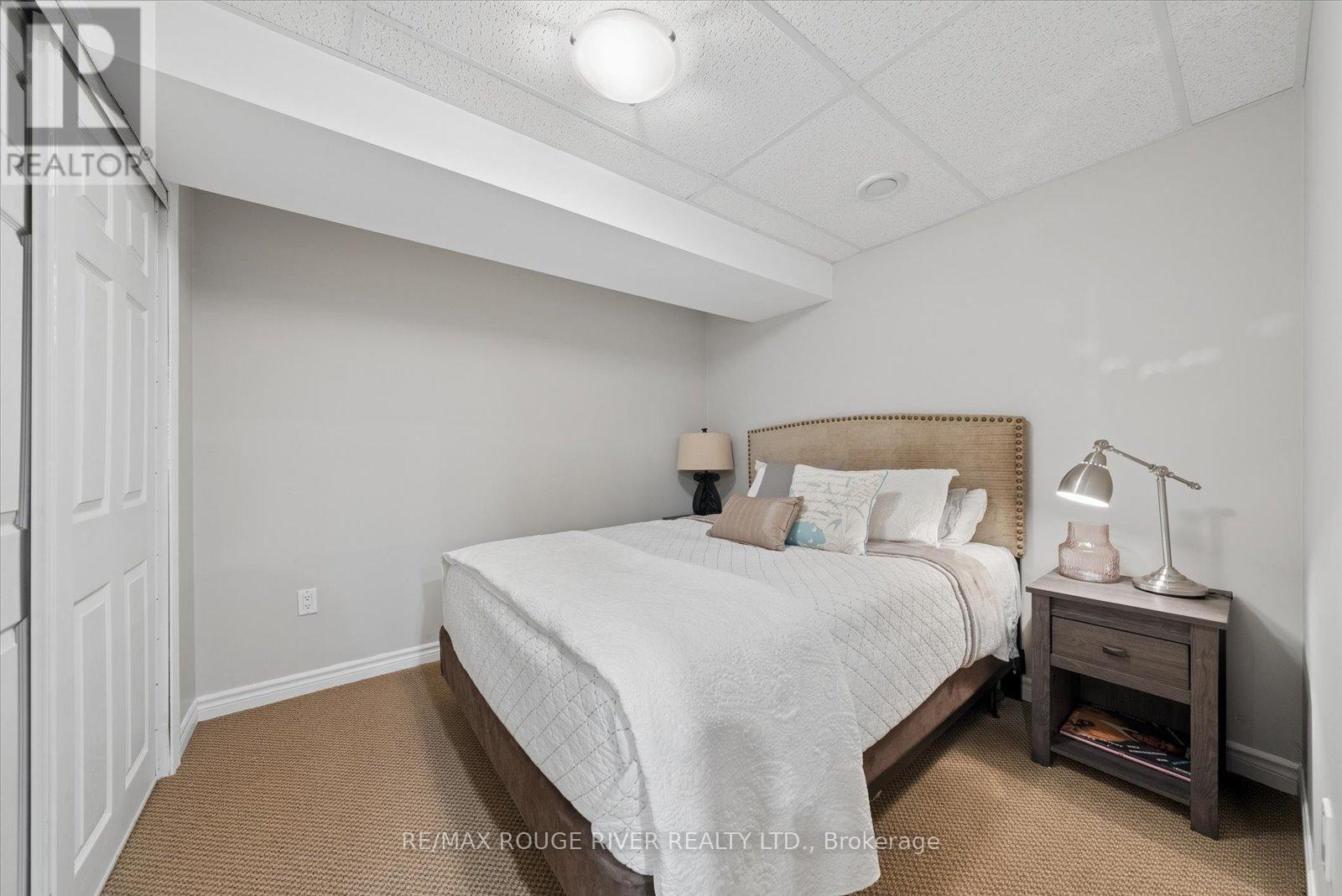 9 Dunstable Drive, Whitby, Ontario  L1M 2L8 - Photo 34 - E13056260
