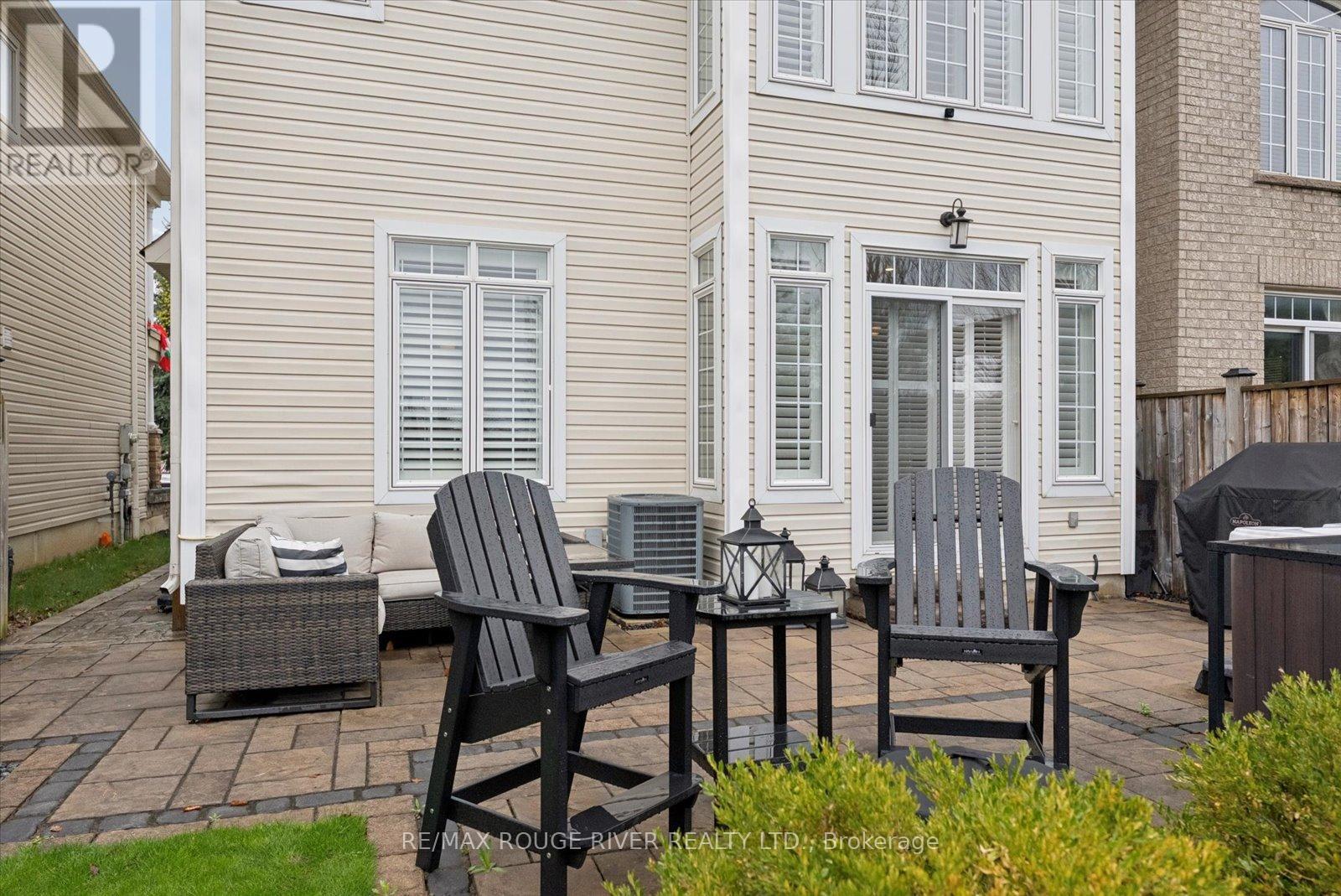 9 Dunstable Drive, Whitby, Ontario  L1M 2L8 - Photo 39 - E13056260
