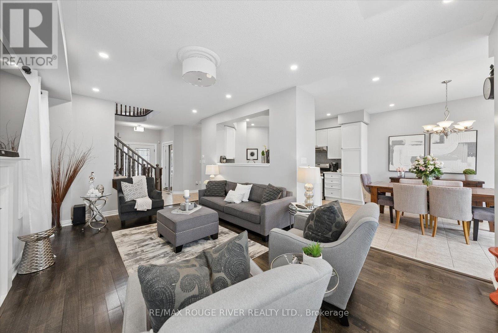 9 Dunstable Drive, Whitby, Ontario  L1M 2L8 - Photo 9 - E13056260
