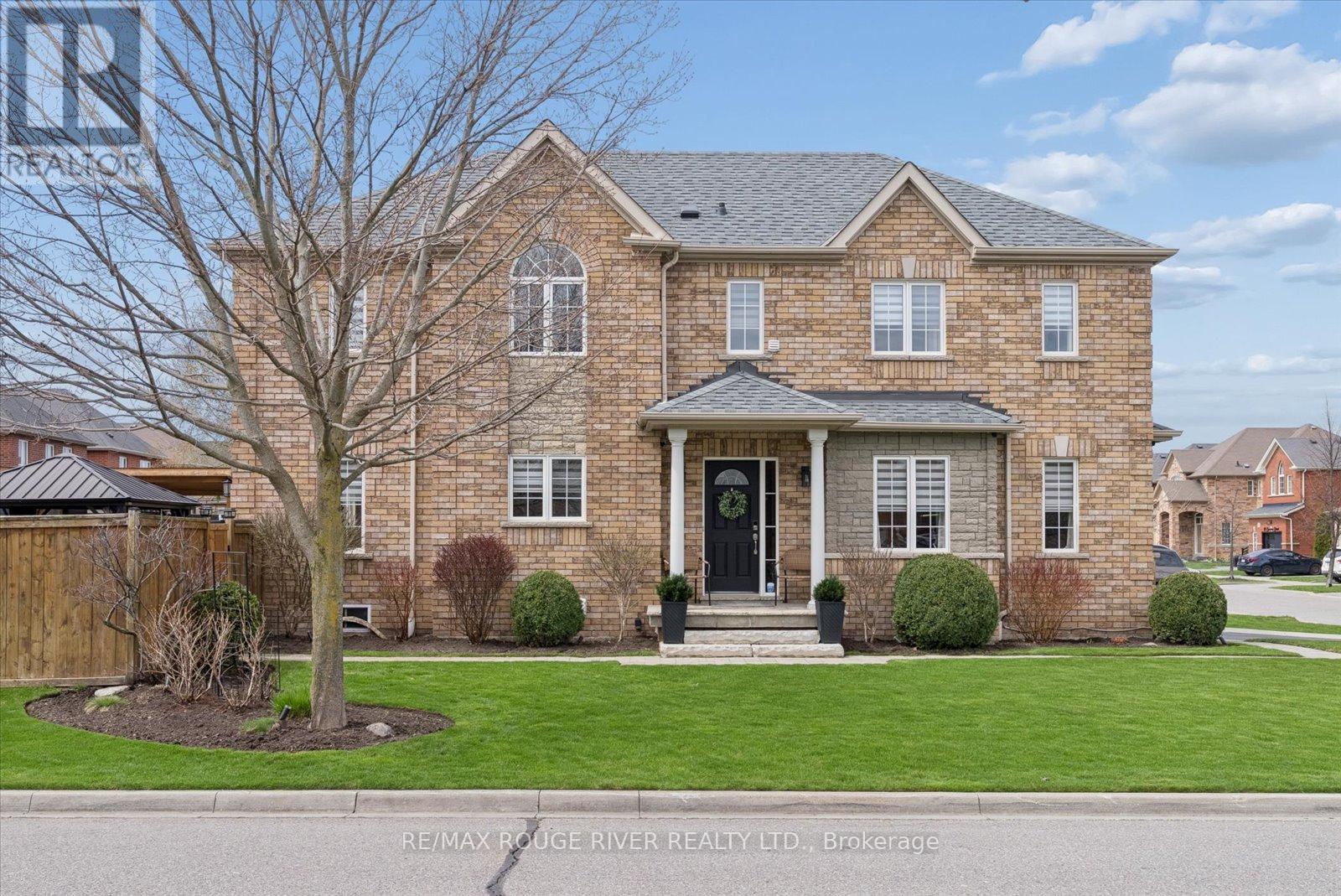 1 SWANSEA STREET, Whitby, Ontario