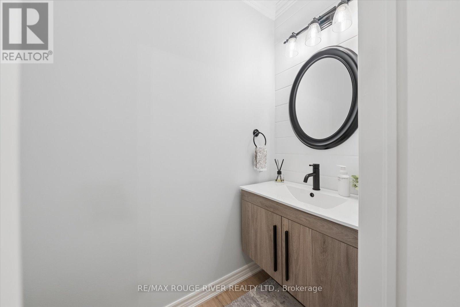 1 Swansea Street, Whitby, Ontario  L1P 0A6 - Photo 22 - E13056274