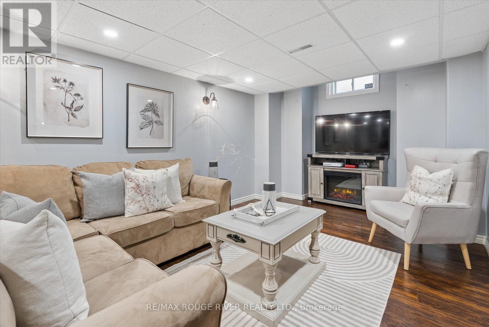 1 Swansea Street, Whitby, Ontario  L1P 0A6 - Photo 36 - E13056274