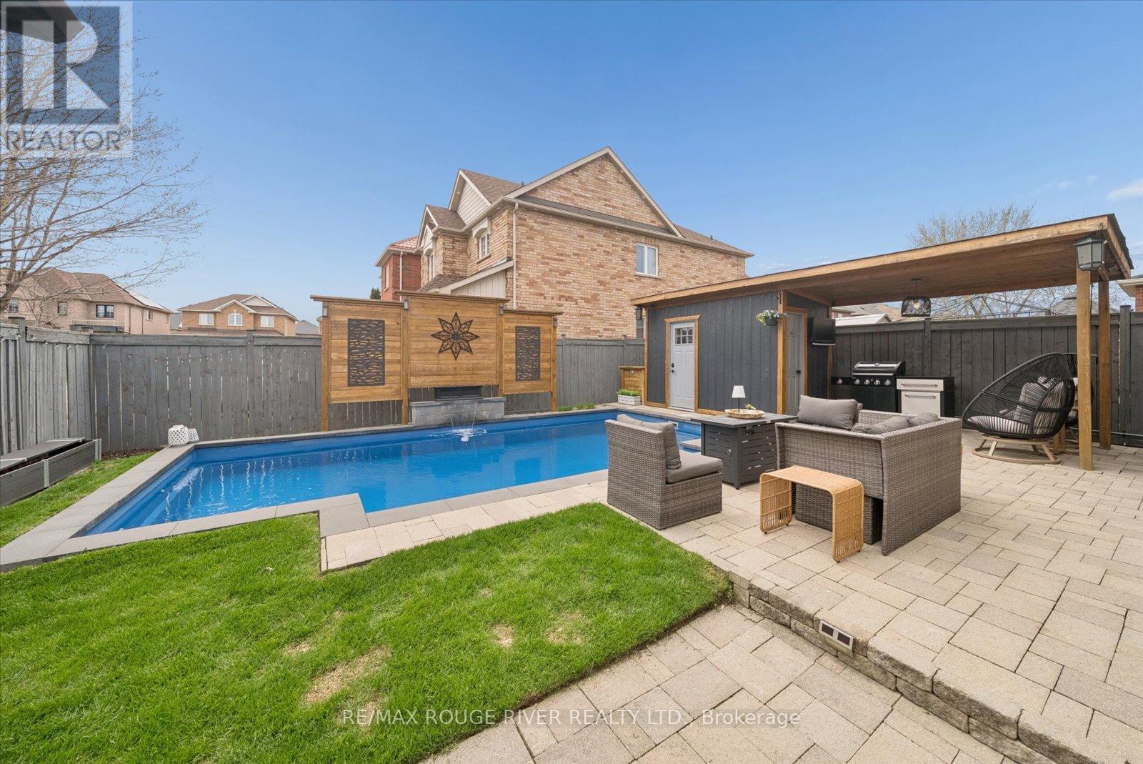 1 Swansea Street, Whitby, Ontario  L1P 0A6 - Photo 49 - E13056274