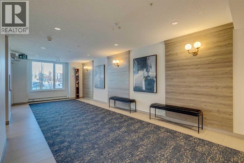 208, 30 Shawnee Common SW, Calgary, Alberta  T2Y 0R1 - Photo 3 - A2282472