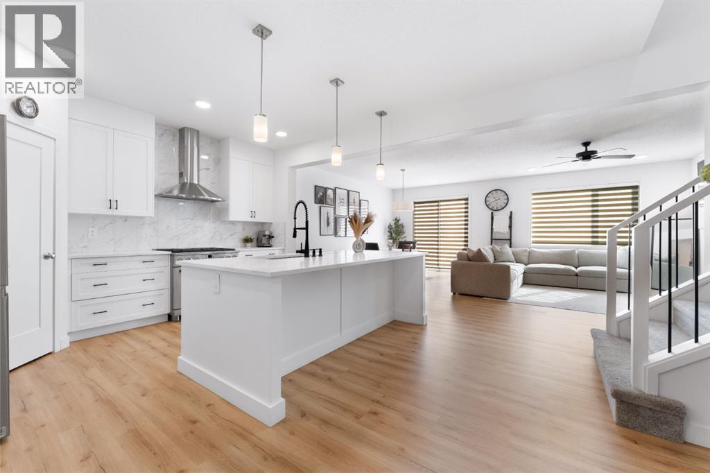 69 Mallard Grove SE, Calgary, Alberta  T3S 0E3 - Photo 5 - A2301558