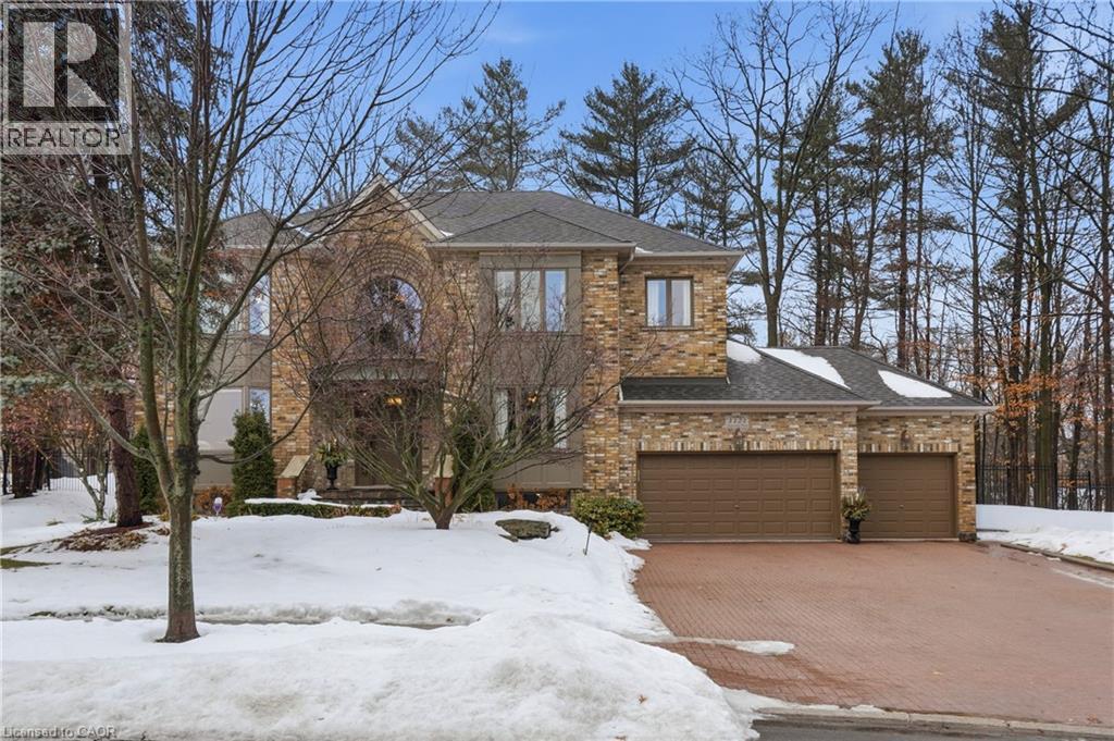 1121 Forestvale Drive, Burlington, Ontario  L7P 4W3 - Photo 2 - 40824925