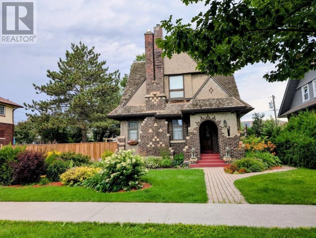 1431 Cuthbertson Place, Thunder Bay, Ontario  P7E 5L3 - Photo 4 - TB2600825