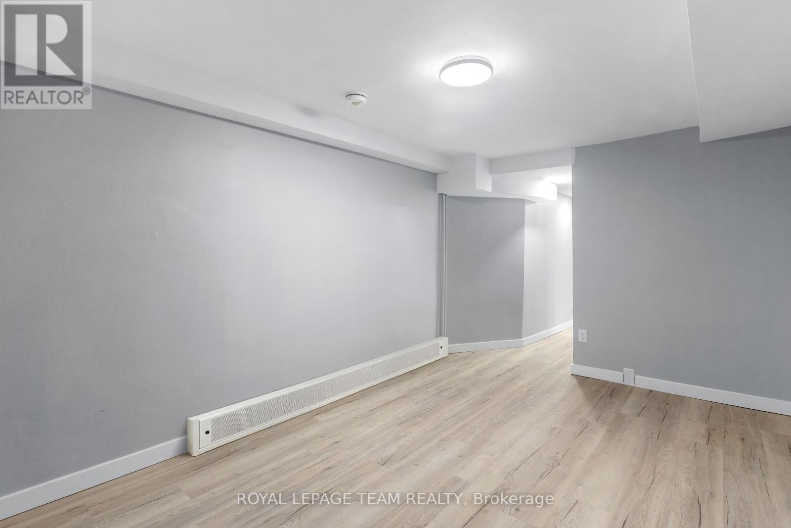 883 Somerset Street W, Ottawa, Ontario  K1R 6R6 - Photo 2 - X13056320