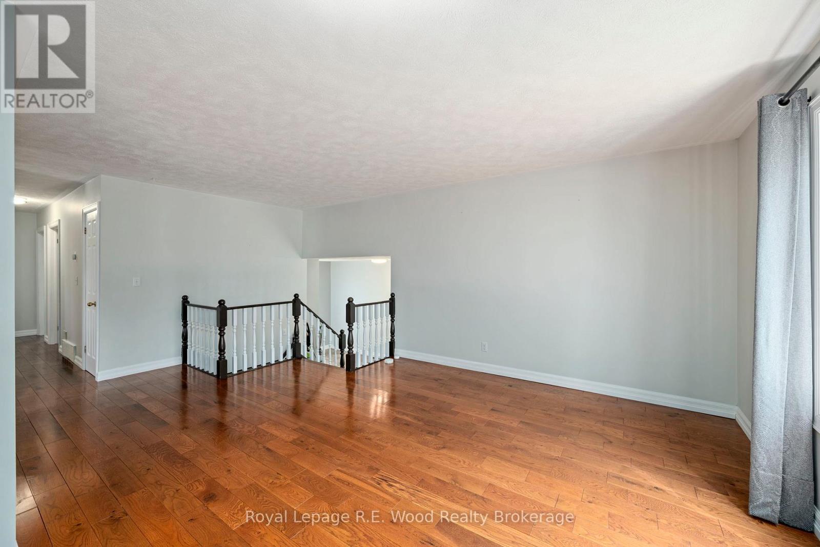 5 Kamps Crescent, Tillsonburg, Ontario  N4G 5H8 - Photo 10 - X13056330