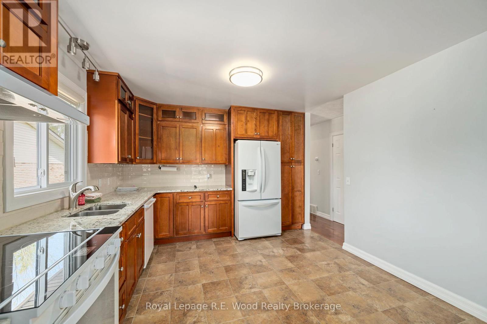 5 Kamps Crescent, Tillsonburg, Ontario  N4G 5H8 - Photo 16 - X13056330