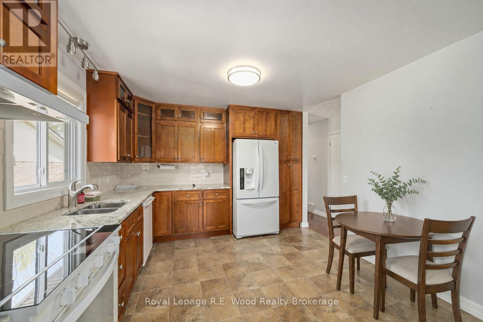 5 Kamps Crescent, Tillsonburg, Ontario  N4G 5H8 - Photo 17 - X13056330