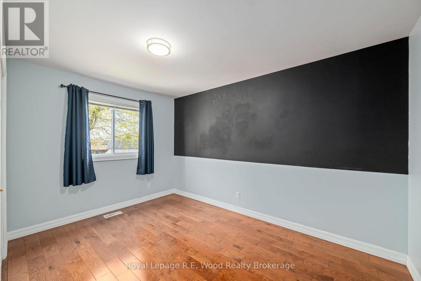 5 Kamps Crescent, Tillsonburg, Ontario  N4G 5H8 - Photo 22 - X13056330