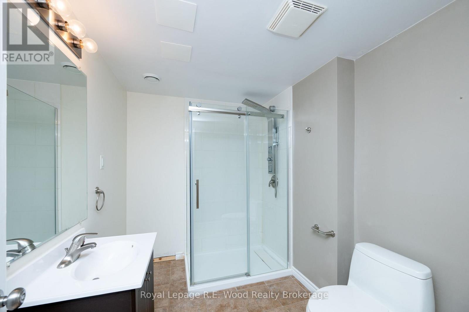 5 Kamps Crescent, Tillsonburg, Ontario  N4G 5H8 - Photo 38 - X13056330