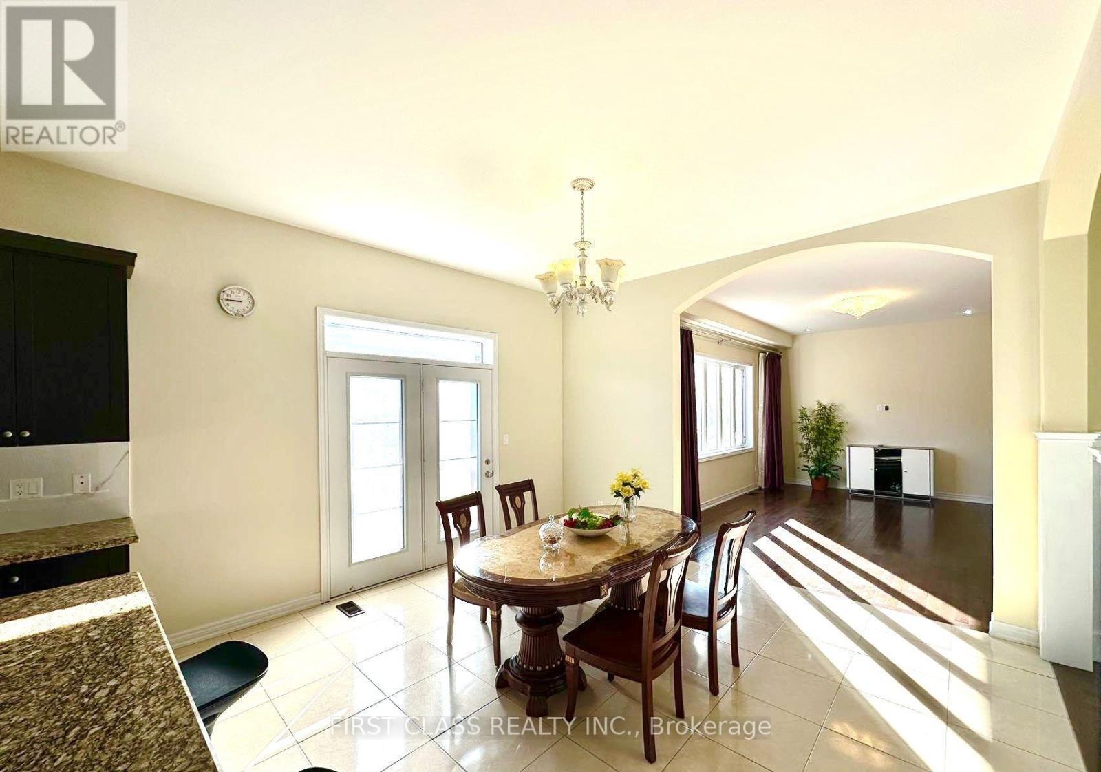 60 Wozniak Crescent, Markham, Ontario  L6E 0L4 - Photo 3 - N13056226