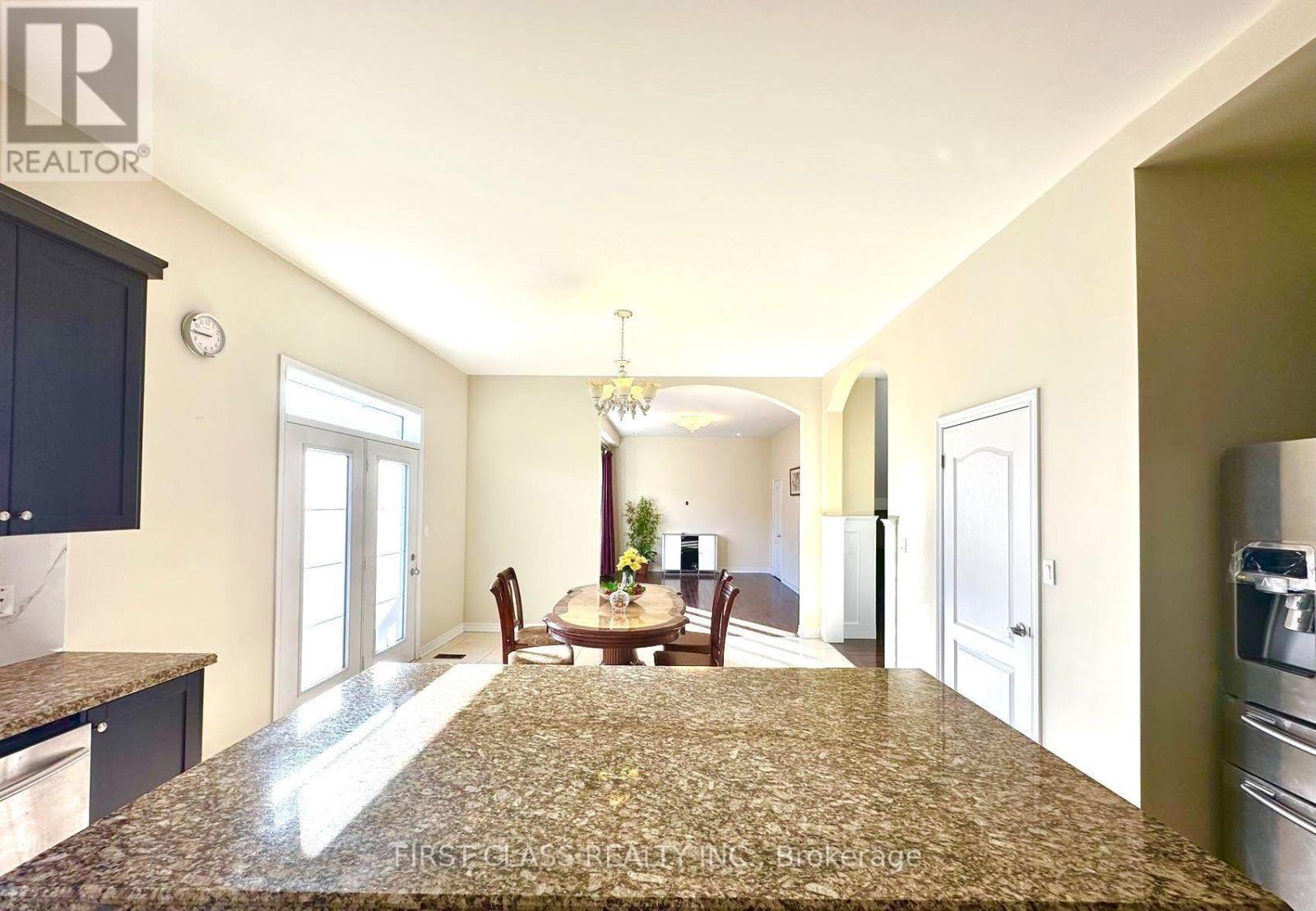 60 Wozniak Crescent, Markham, Ontario  L6E 0L4 - Photo 4 - N13056226