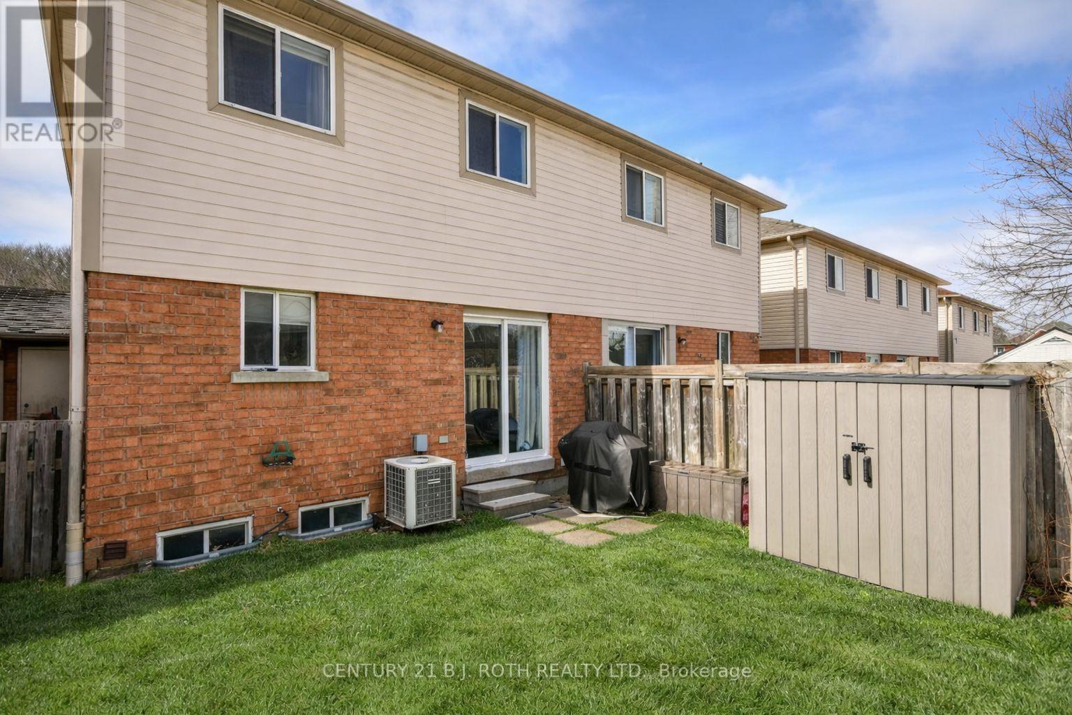 35 Hawthorne Crescent, Barrie, Ontario  L4N 9Y7 - Photo 24 - S12908892